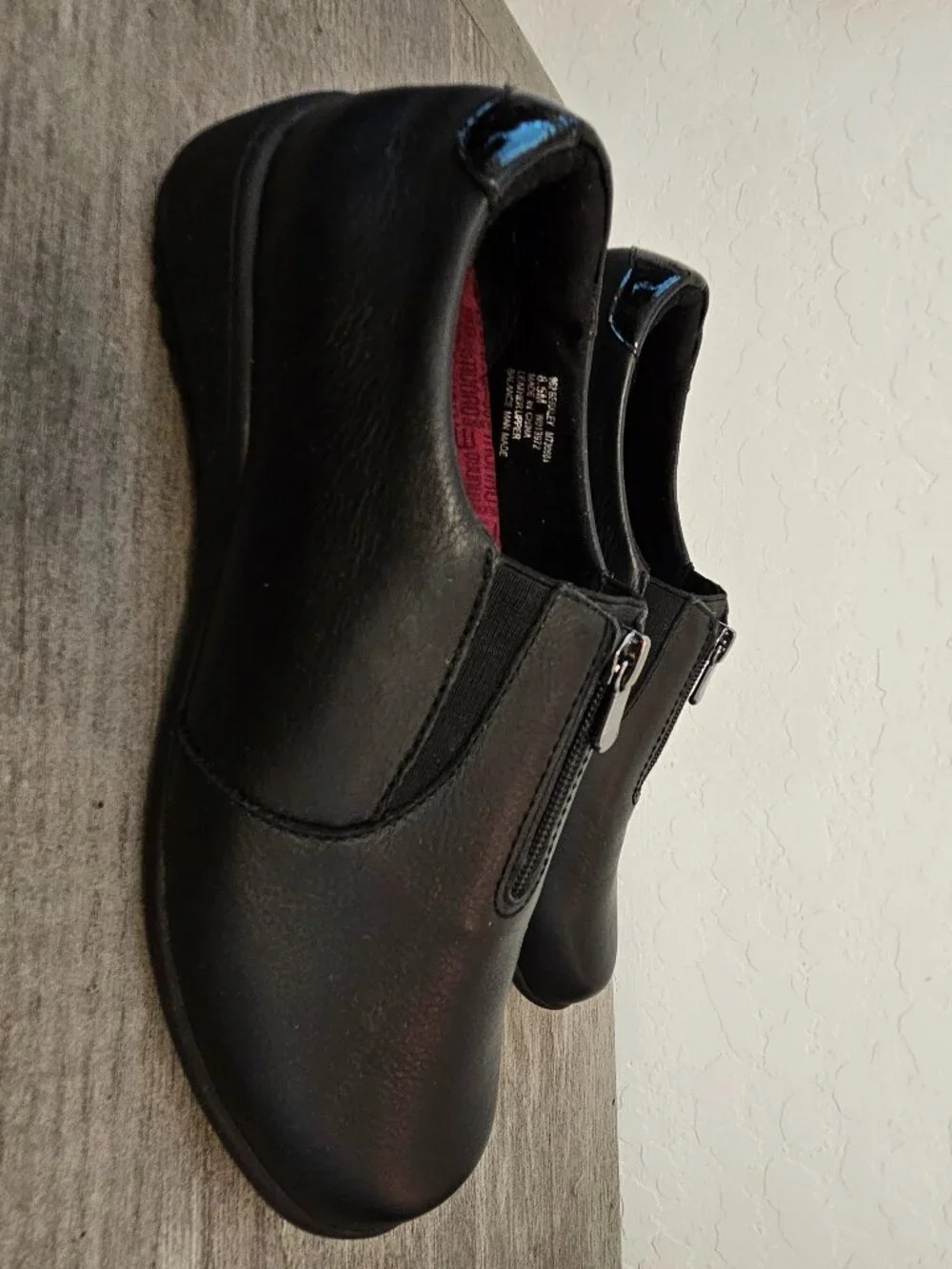 Munro Berkley Black Leather Front Zip Comfort Loafers Shoes - Size 8.5 M